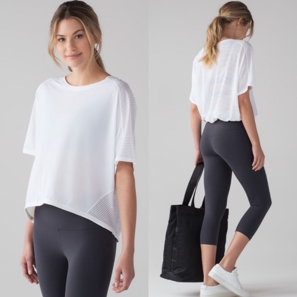 Lululemon Lean In Short Sleeve Tee